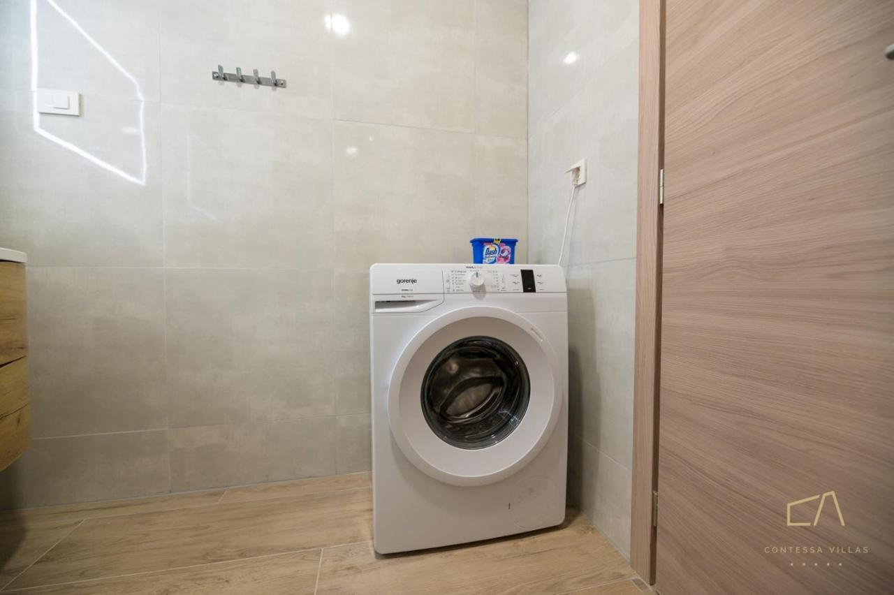 Luxury Apartments Loma Sveti Vid-Miholjice Kültér fotó
