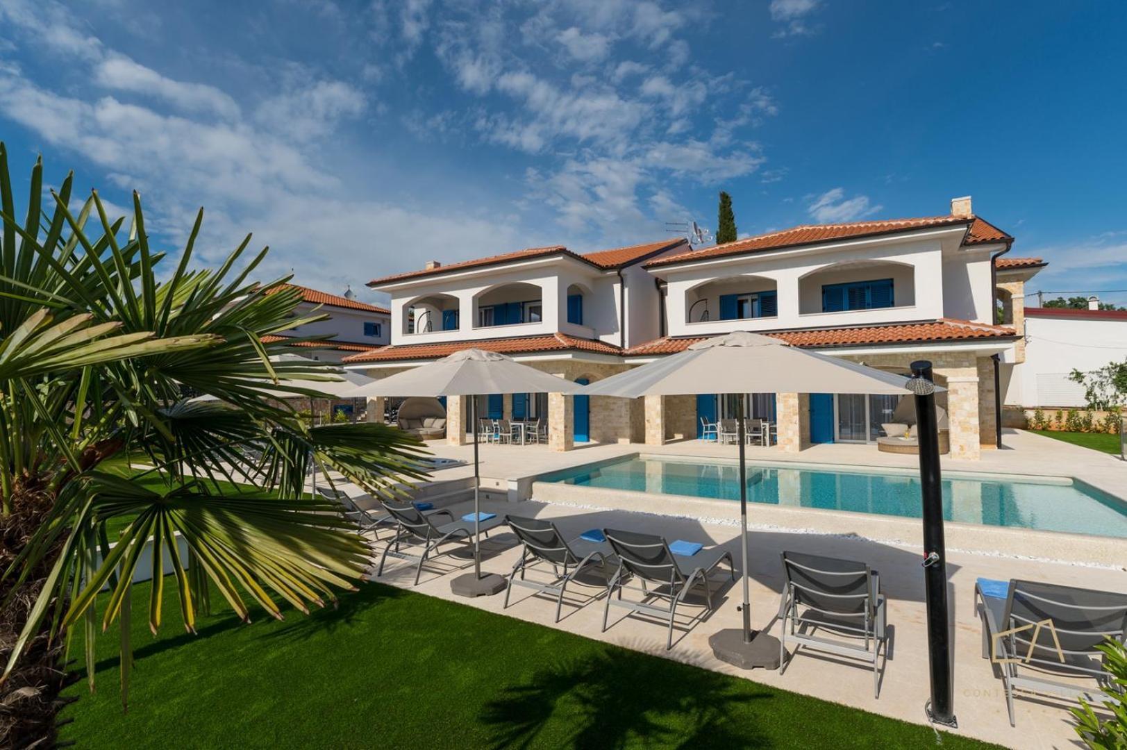 Luxury Apartments Loma Sveti Vid-Miholjice Kültér fotó